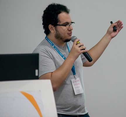 Arindo Duque Speaking at WordCamp
