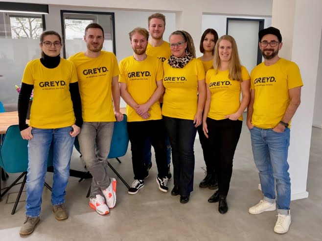 mark-weisbrod-with-his-team